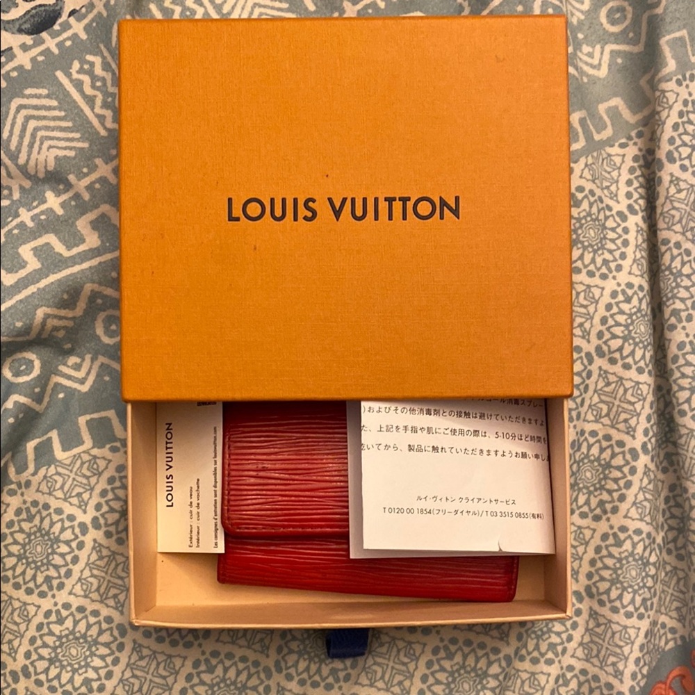 Louis Vuitton Red Epi calfskin & vachetta leather 6 key & card holder wallet - Picture 13 of 15